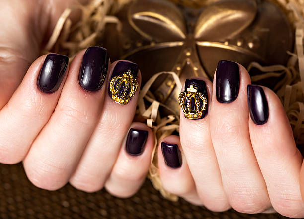 Nail Art Ideas Using Metallic Colors