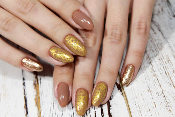 Nail Art Ideas Using Metallic Colors